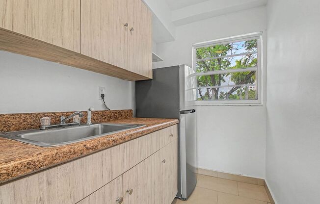 1685 Jefferson Ave Apt 11
