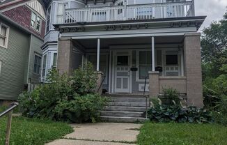 2725 W Mckinley Blvd.