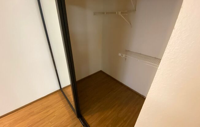 Studio, 1 bath, 413 sqft, $1,295, Unit 316