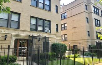6037-43 N. Kenmore