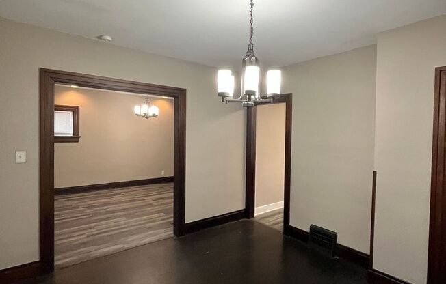 3 beds, 1 bath, $1,275