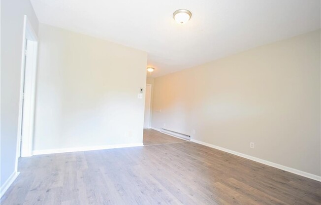 403 B BRYAN ST
