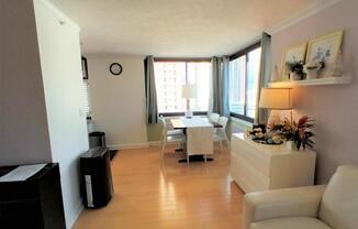 2 beds, 2 baths, 941 sqft, $3,700