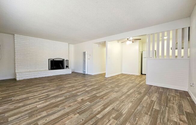 Town and Country Garden Apartments