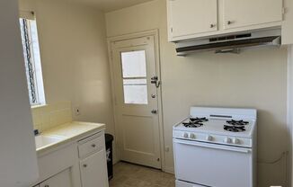 611 MIDVALE AVE