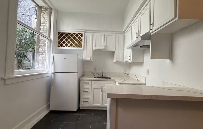 Studio, 1 bath, 400 sqft, $1,450, Unit I105