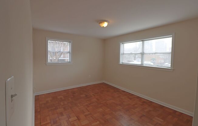 3 beds, 2 baths, 1,150 sqft, $3,800, Unit TA01