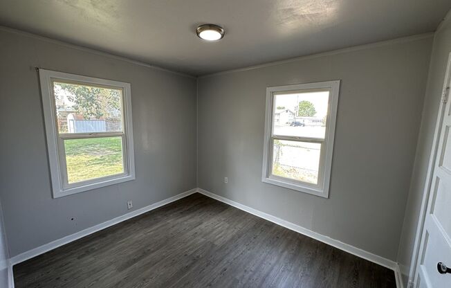 2 beds, 1 bath, $1,600, Unit 1511 Kimball Ave