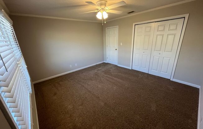 2 beds, 2 baths, $1,330, Unit Unit 622
