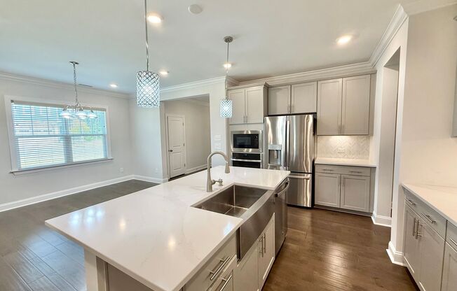 Stunning 5BD, 3BA Raleigh Home Within the Desirable 5401 North Community with Premier HOA Amenities on a Corner Lot