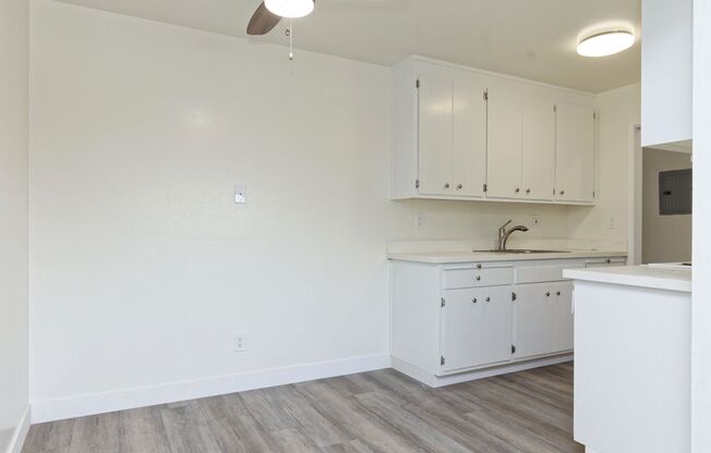 1 bed, 1 bath, 650 sqft, $1,845, Unit 215