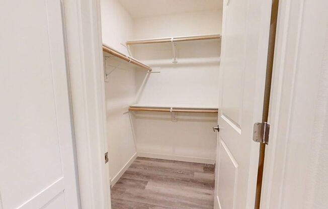 Studio, 2 baths, 867 sqft, $2,795, Unit Live/Work Loft - B