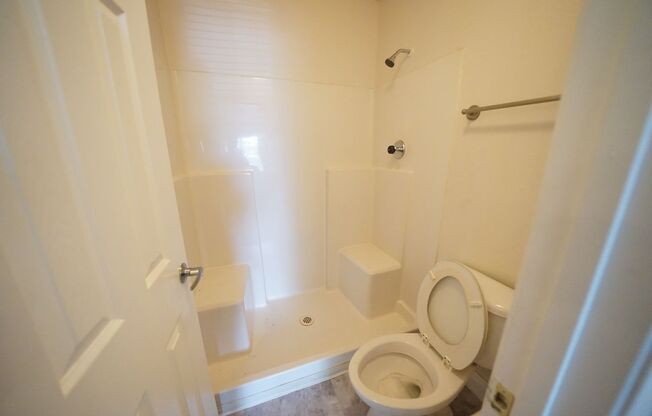 2 beds, 2 baths, $1,350, Unit Parcel #:  163-25-210-020