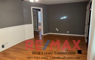 3 beds, 1 bath, $1,150