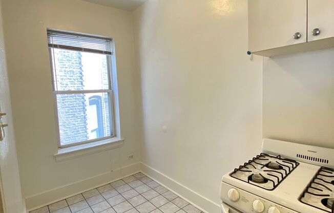 1 bed, 1 bath, 425 sqft, $1,595, Unit 755-108