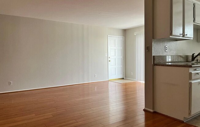 700 E CEDAR AVE