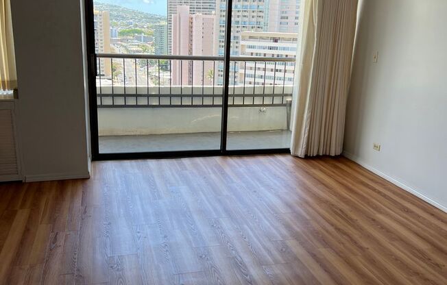1 bed, 1 bath, $2,200, Unit Marco Polo