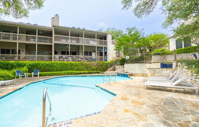 Cozy 1 bedroom Minutes North of Downtown Austin!