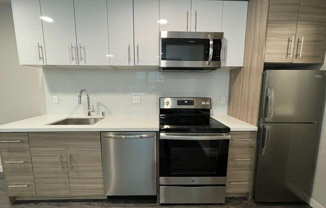 1 bed, 1 bath, 357 sqft, $1,325, Unit 004