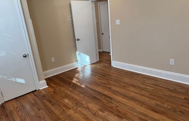 1 bed, 1 bath, $1,349, Unit New Street Commons