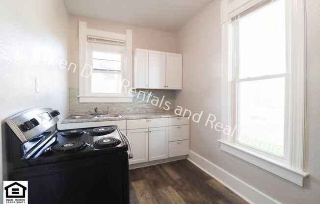 729 Columbia Ave