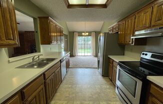 3 beds, 2 baths, $1,645