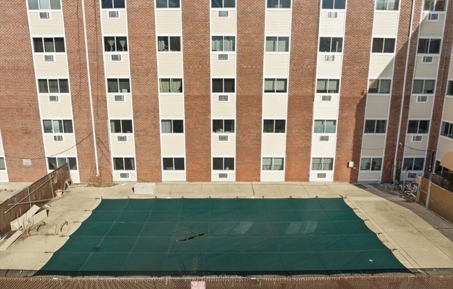 1 bed, 1 bath, 999 sqft, $1,900, Unit 4L