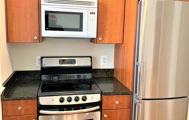 1 bed, 1 bath, 500 sqft, $2,500, Unit 505