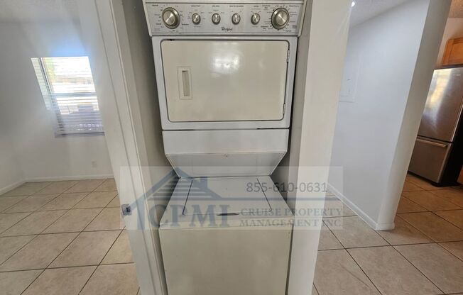 2 beds, 2 baths, 850 sqft, $2,095, Unit 2-210