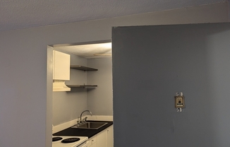 1 bed, 1 bath, 700 sqft, $1,995, Unit 5B