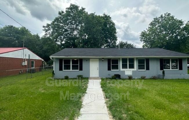 3 beds, 2 baths, 1,450 sqft, $1,499