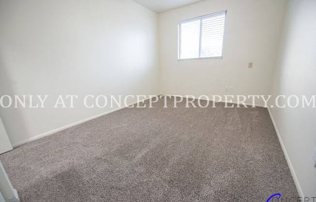 2 beds, 1 bath, 810 sqft, $1,249, Unit 43