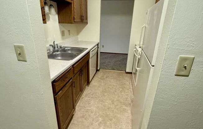 2 beds, 2 baths, 1,029 sqft, $1,169, Unit 1901-022