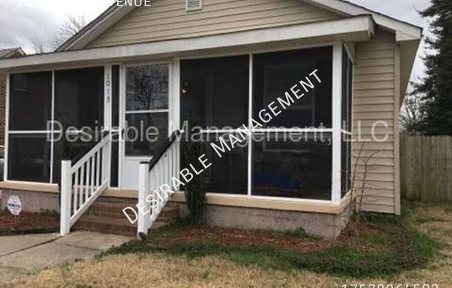 1013 W AVE