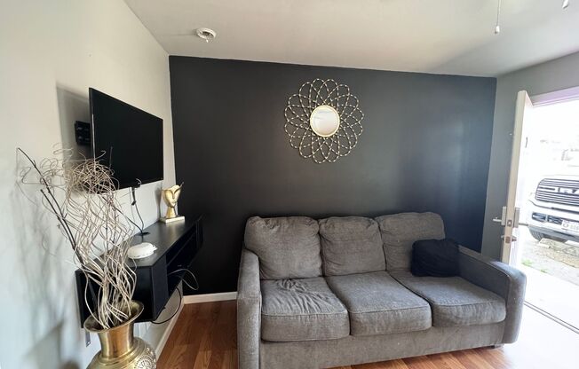 1402 N 2nd St #2- ARGLO