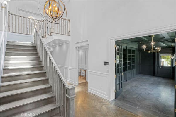 2520 LA CONDESA DR