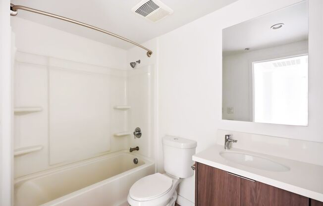 2 beds, 2 baths, 1,037 sqft, $2,950, Unit 301