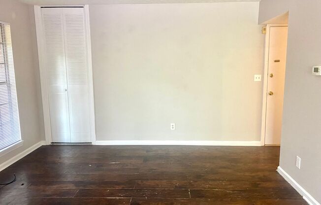 1 bed, 1 bath, 650 sqft, $795