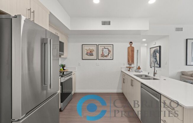 2 beds, 2 baths, 914 sqft, $3,500, Unit 213