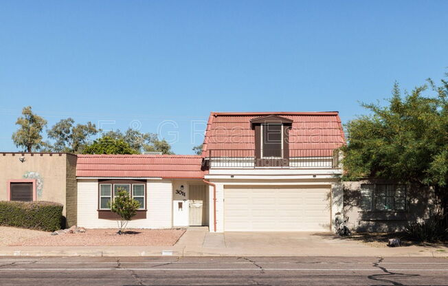 3011 S COUNTRY CLUB WAY