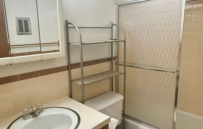 431-443 West 8th Street