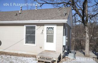 404 E PLEASANTVIEW DR