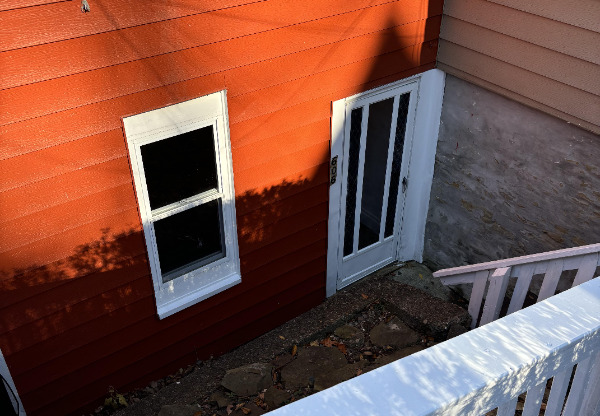 606 STANTON AVE