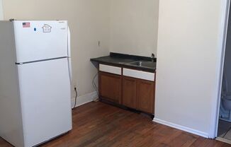 Studio, 1 bath, 350 sqft, $850, Unit 116-2