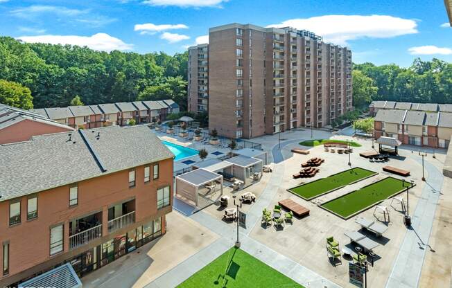 a view of the courtyard and pool at the m on hennepin apartments in min