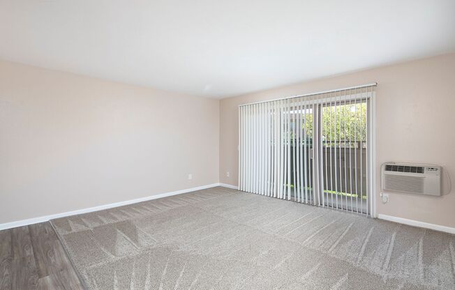 1 bed, 1 bath, 704 sqft, $1,895, Unit B-25