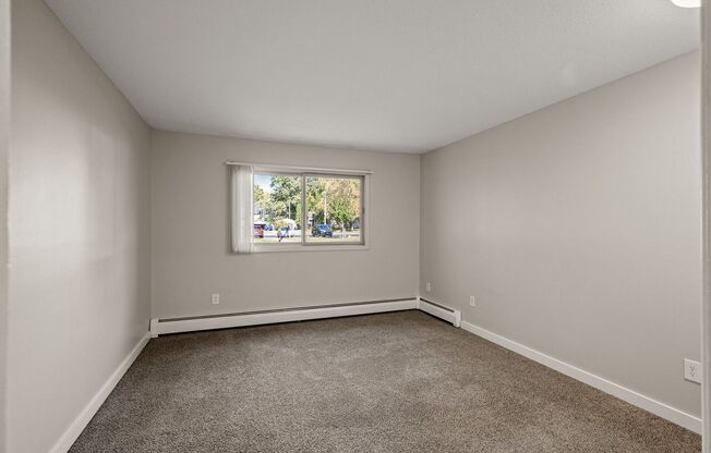 2 beds, 1 bath, 935 sqft, $1,545, Unit 305