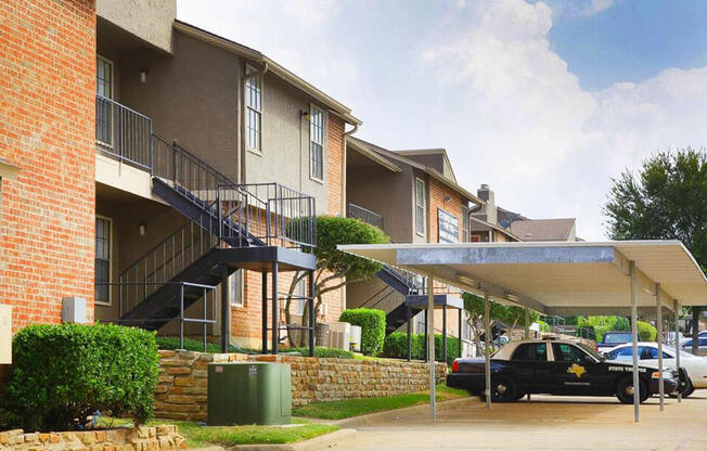 carports at Summer Green apartments