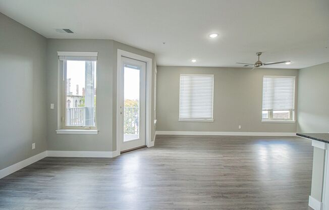 2 beds, 2.5 baths, 1,200 sqft, $2,300, Unit 500 South St Apt 513