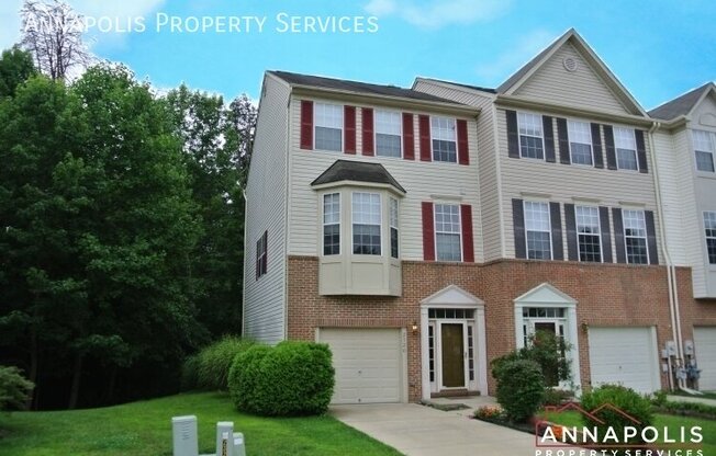 2320 SANDY WALK WAY